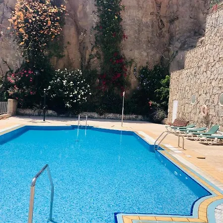 Daire Su Eminencia - Sea View With Modern Comforts